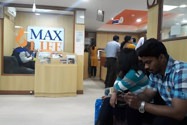 Max Life Insurance Acquires 2.99% Stake in Capital Small Finance Bank